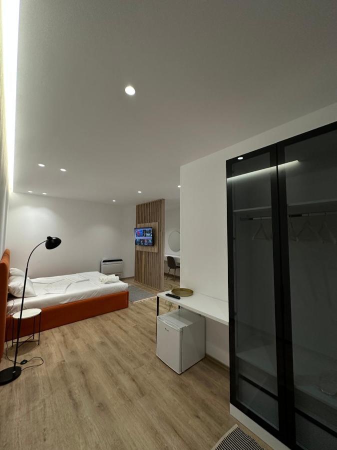 Hotel Restaurant Natyra E Qete Lezhë Exteriör bild