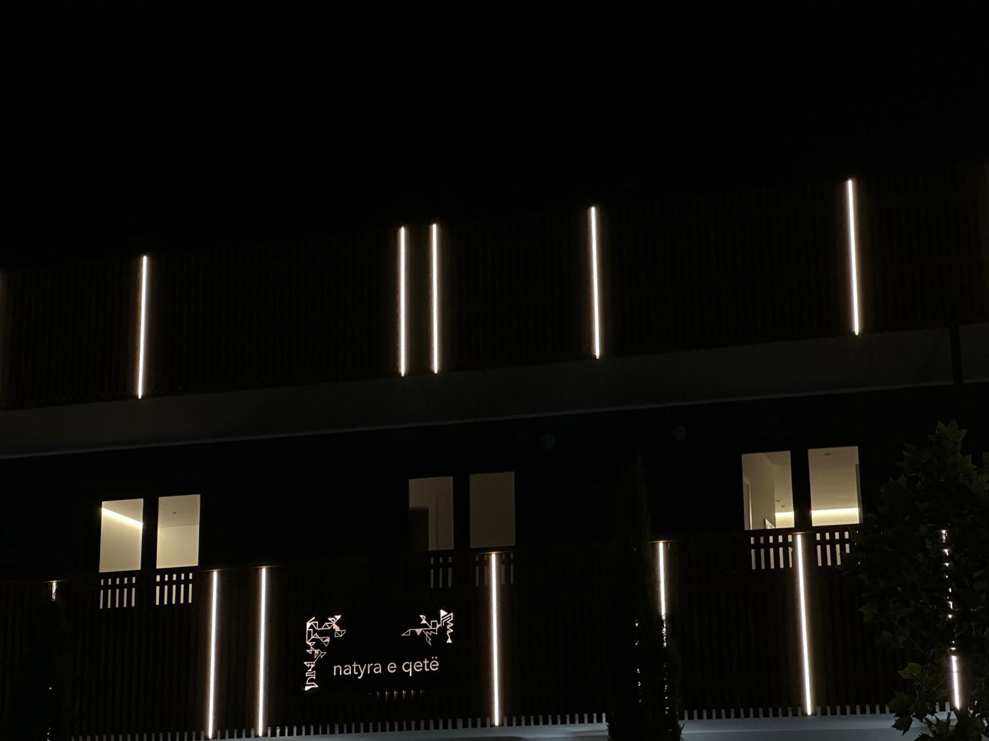 Hotel Restaurant Natyra E Qete Lezhë Exteriör bild